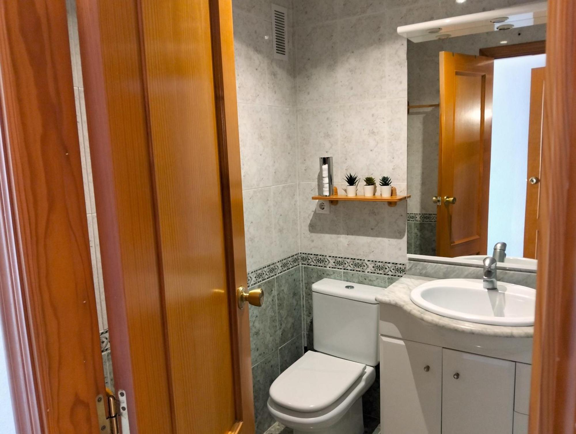 1ª Linea Del Mar 2 Habitaciones 2 Banos, Parking Subterraneo Incluido, Mascotas El Campello Kültér fotó