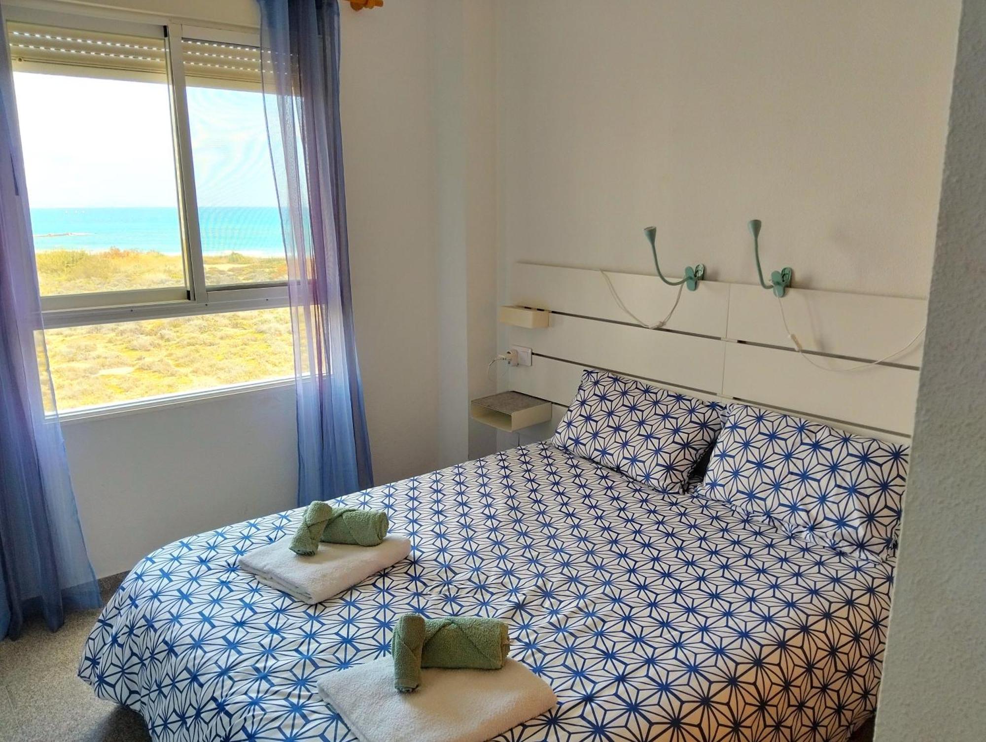 1ª Linea Del Mar 2 Habitaciones 2 Banos, Parking Subterraneo Incluido, Mascotas El Campello Kültér fotó